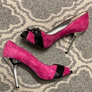 Guess hot pink and black peep toe with metallic silver heels